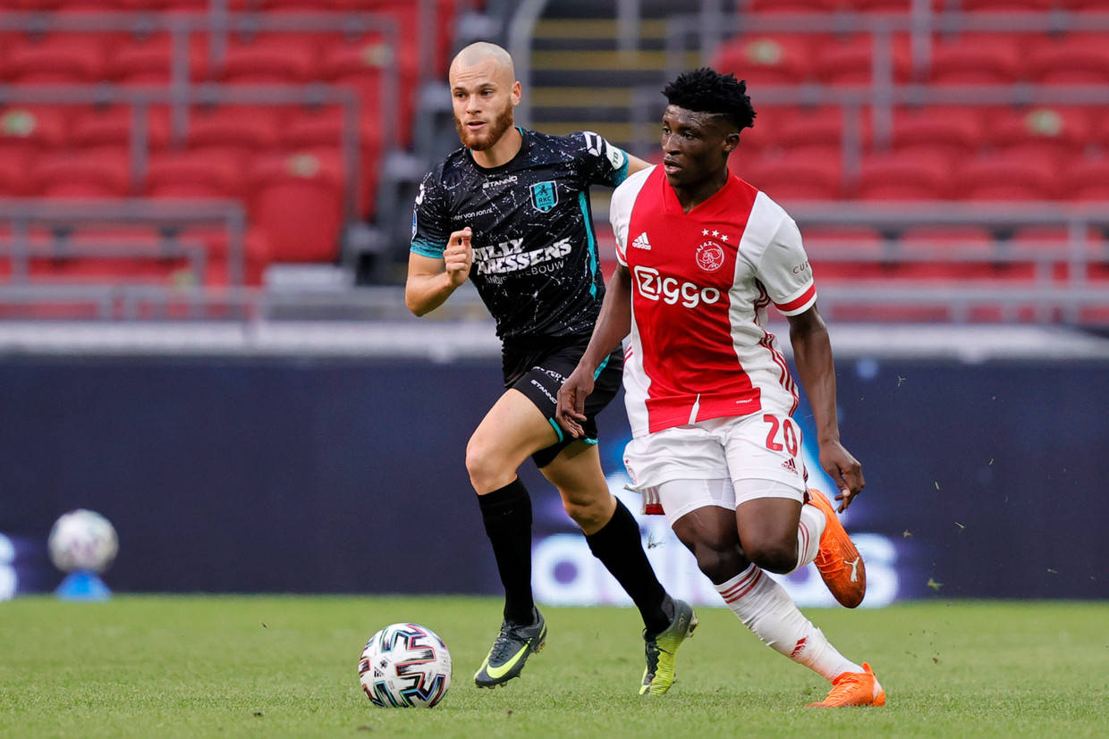 如意体育官方阿贾克斯围绕英超止住颓势里程碑夜丹佛掘金更衣室发声，现场解说直呼：巴塞罗那今晨完成体检的简单介绍